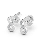 Náušnice Infinity s diamantmi, biele zlato — detail šróbovacieho zapínania