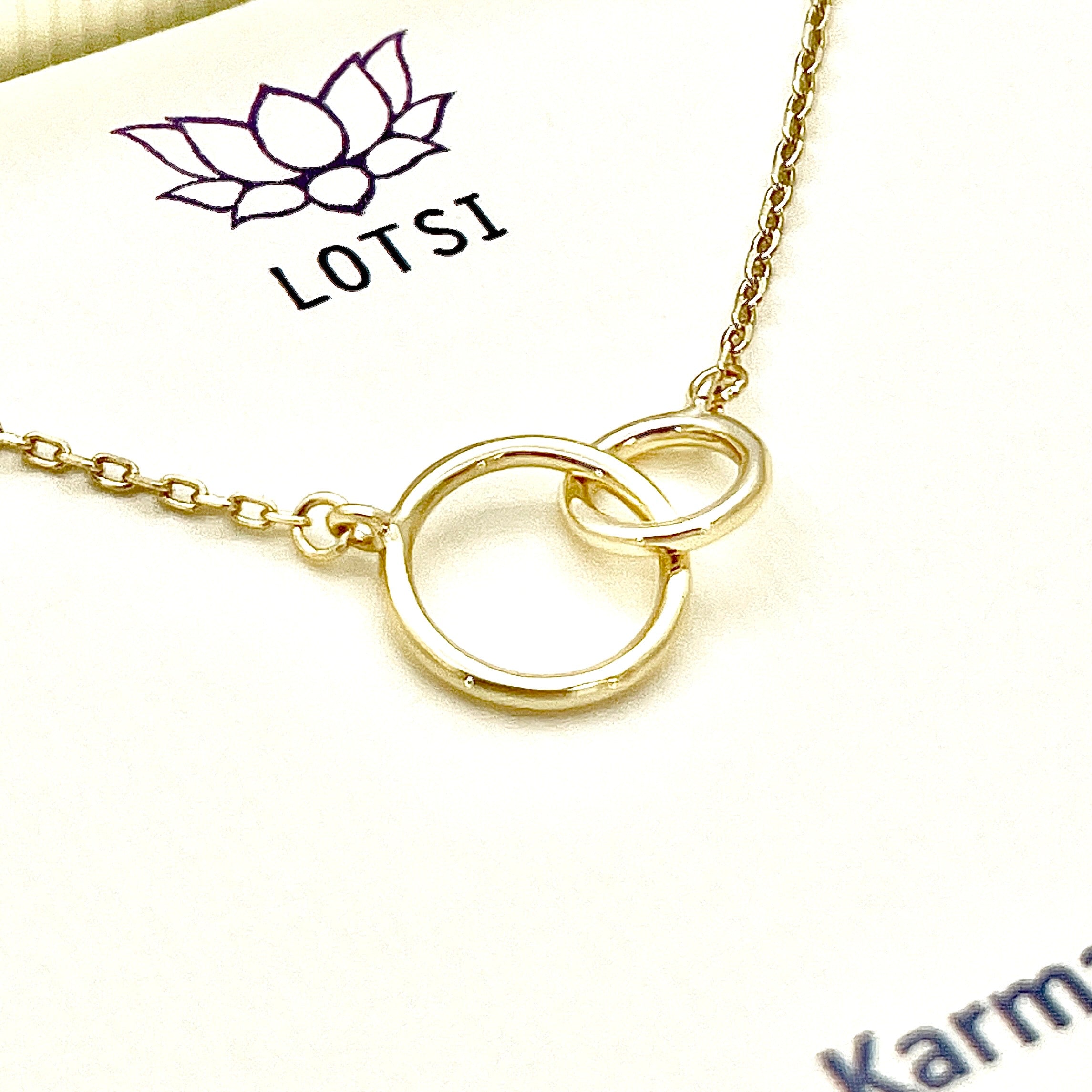 strieborna-pozlatena-karma