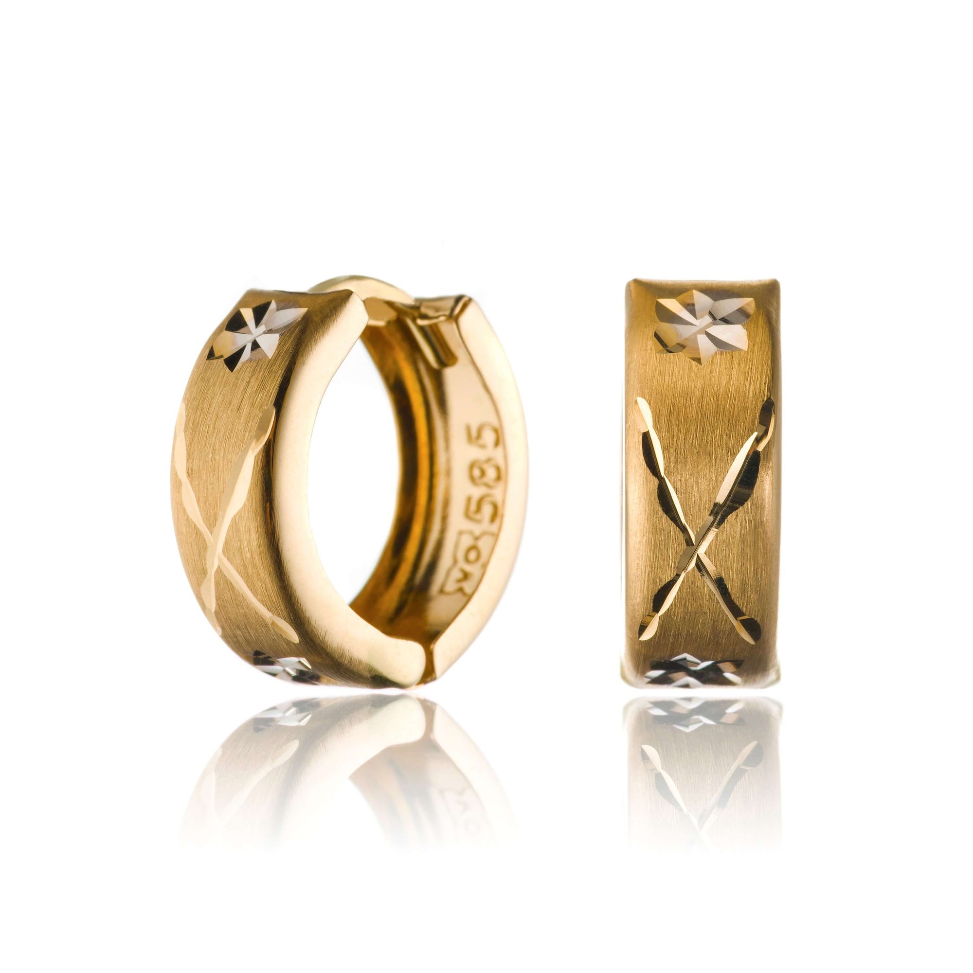 zlate-okruhle-nausnice-s-jemnym-gravirom