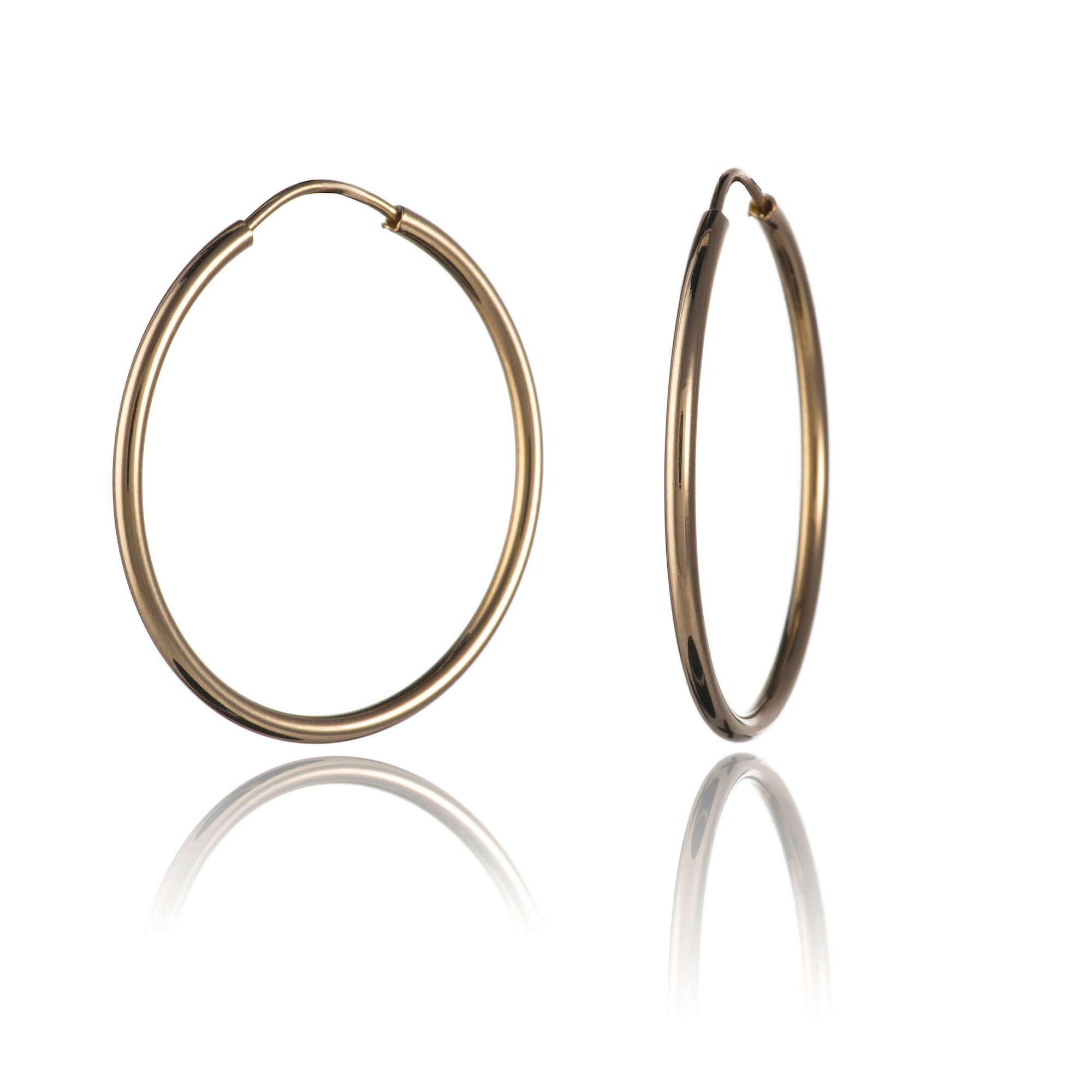 jednoduche-klasicke-hladke-zlate-nausnice-kruhy