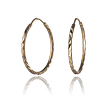 elegantne-zlate-kruhy-s-jemnym-gravirom