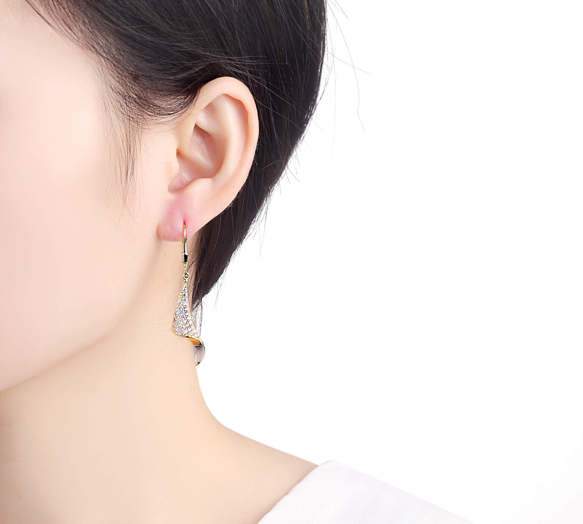 Strieborné náušnice