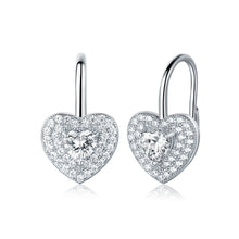 strieborne-nausnicky-srdcia-s-bielymi-zirkonmi
