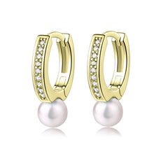 strieborne-kruzky-s-bielou-perlickou-a-zirkonmi