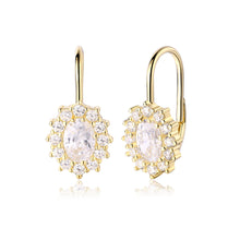 elegantne-strieborne-nausnice-pozlatene-zltym-zlatom