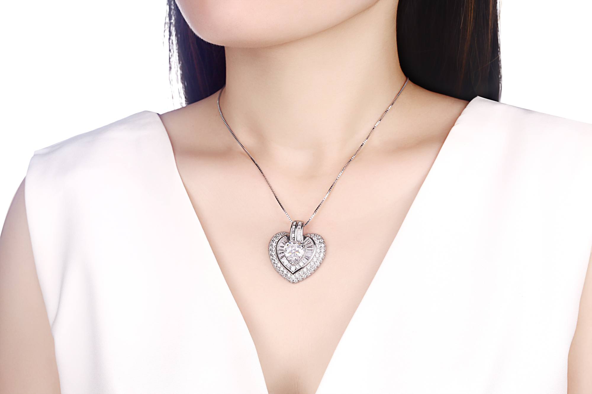 luxusny-strieborny-privesok-srdce