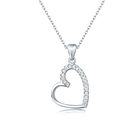 elegantny-strieborny-privesok-v-tvare-srdca