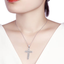 zaujmavy-privesok-krizik