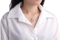 Strieborný prívesok