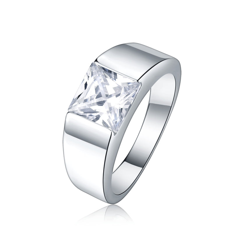 krasny-strieborny-prsten-s-vyraznym-zirkonom