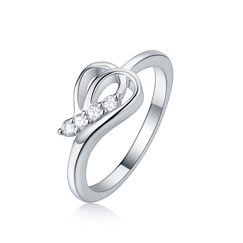 atypicky-strieborny-prsten-s-cirymi-zirkonmi