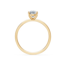 Zásnubný prsteň s oválnym diamantom, žlté zlato