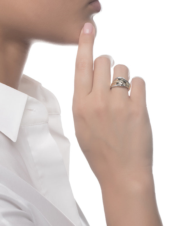 zlaty-prsten-s-gravirovanim