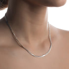 atypicka-strieborna-retiazuka