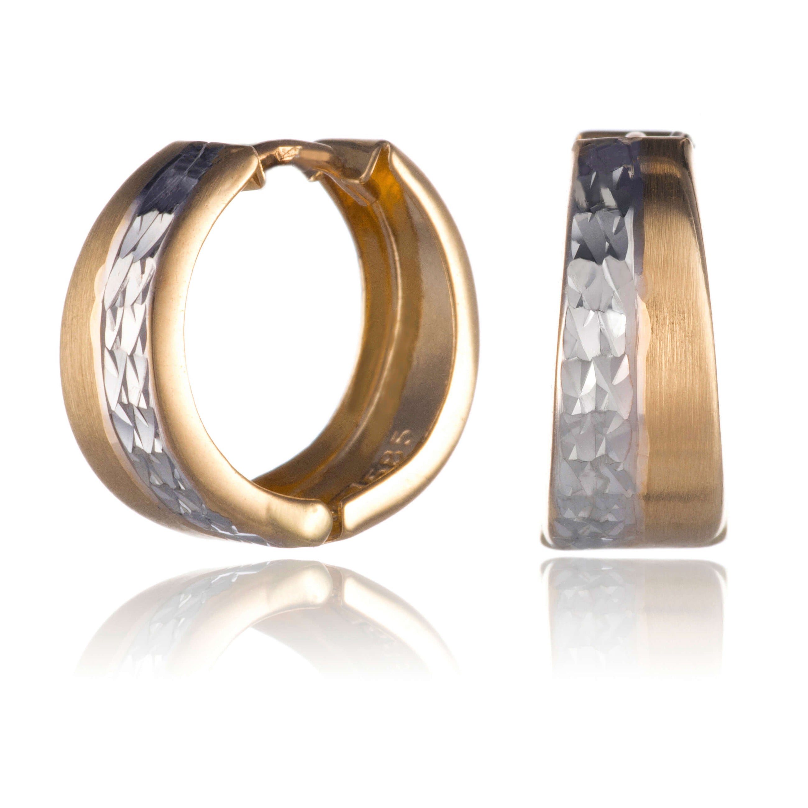 kombinovane-zlate-nausnice-kruzky-s-gravirom