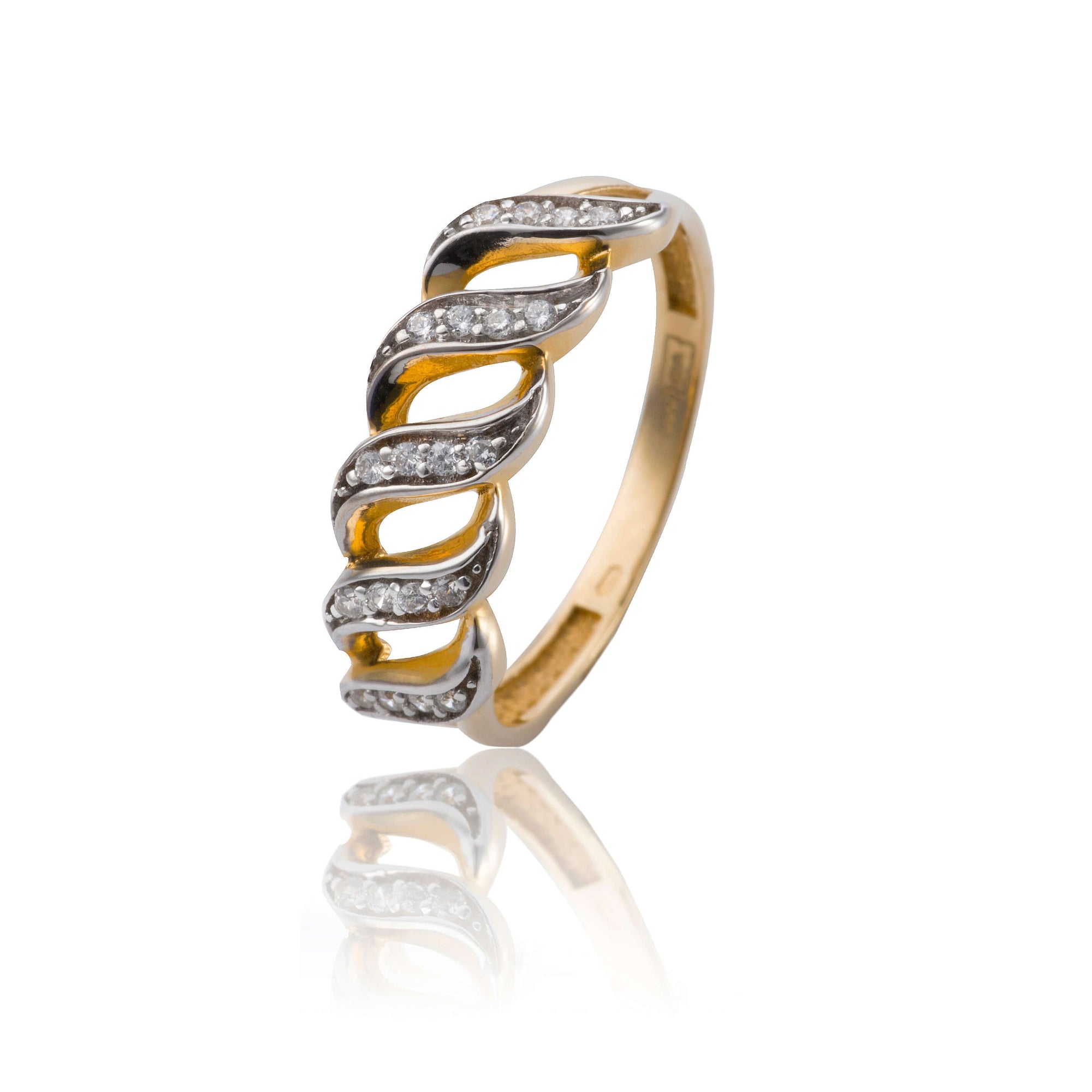 atypicky-damsky-prsten-z-kombinovaneho-zlata