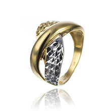 vyrazny-damsky-zlaty-prsten